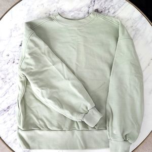 Everlane sweatshirt. Moss green. Never worn. Size M